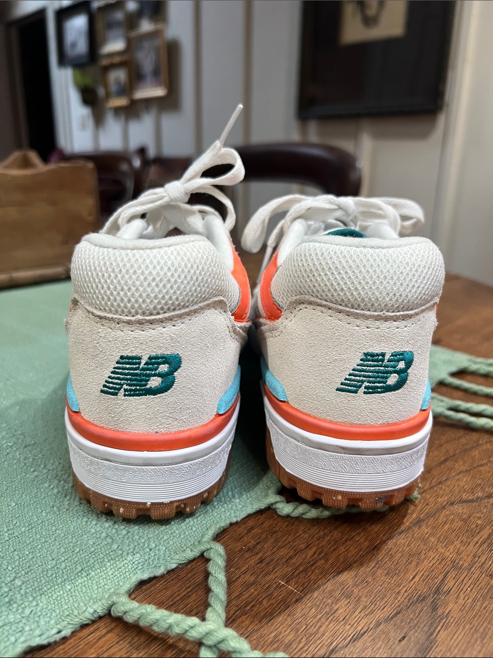 New Balance 550 Sneakers in Sea Salt Verdigris Colors - Picture 4 of 7